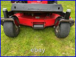 2005 Gravely 52 zero turn mower with 600 hours 2005 Gravely 52 zero turn mower with 600 hours