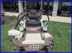 2021 Grasshopper 226V 52 Mid-Mount Zero Turn Lawn Mower with Bagger 392 HRS