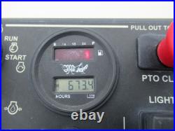 2021 Grasshopper 335B 61 Mid-Mount Zero Turn Lawn Mower with 673 Hours