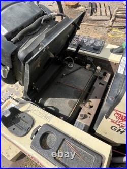 GRASSHOPPER MODEL 325D ZERO TURN MOWER-KUBOTA diesel engine 100% working GRASSHOPPER MODEL 325D ZERO TURN MOWER-KUBOTA diesel engine 100% working