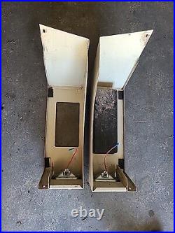 GRASSHOPPER OEM 693203 LT & 693202 RT 618 Fenders with Decals, lights & Toolbox