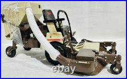 Grasshopper 725 Zero Turn Lawn Mower with Bagger By SpecCast 1/16th Scale