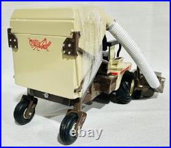 Grasshopper 725 Zero Turn Lawn Mower with Bagger By SpecCast 1/16th Scale