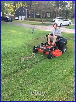 Gravely 52In. Zero Turn Commercial Mower ZT52HD 3100 Commercial With Only 342 Hr