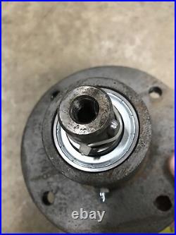 Hustler zero turn Mower Deck Spindle Assembly Part # 506212 #249318 Rebuilt