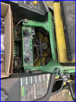 John Deere Zero Turn Z445 54 Lawn Mower Deck AM138161 Briggs 27hp Gas Engine