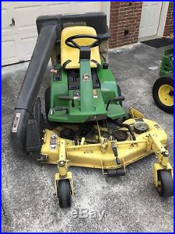 John Deere lawn mower F525