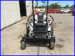 New Carry-Over DIXIE CHOPPER Silver Eagle 2550KW Zero-Turn Riding Mower