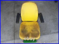 OEM John Deere Z655 SEAT AM143410