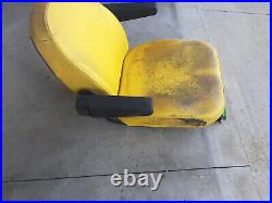 OEM John Deere Z655 SEAT AM143410