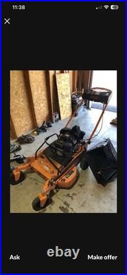 SCAG SFC 30 Commercial Walk Behind Mower