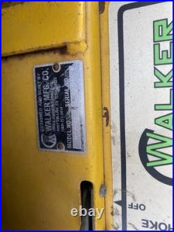 Walker Mower Model MCGHS + Four Extra Blades READ